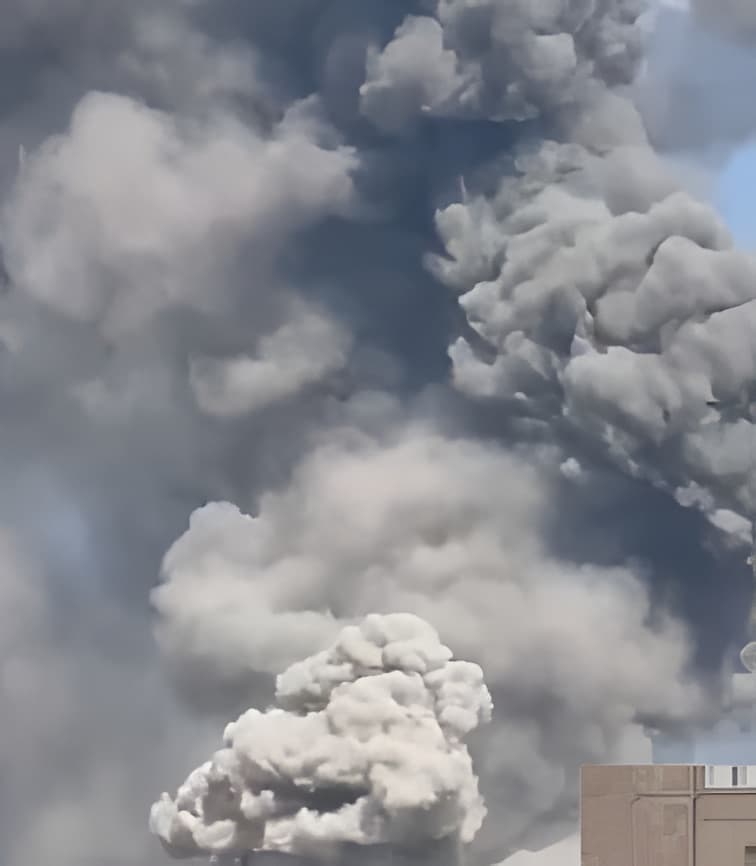 ช็อกโลก! ถล่มโรงไฟฟ้านิวเคลียร์อิหร่าน รัสเซียหนีตาย — ภาพที่ 4