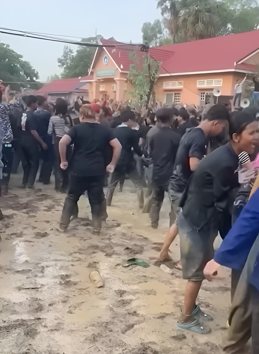 ดราม่าเดือด! เขมรเคลมสงกรานต์ จัดลุยโคลน ต่างชาติอวยไทย — ภาพที่ 4
