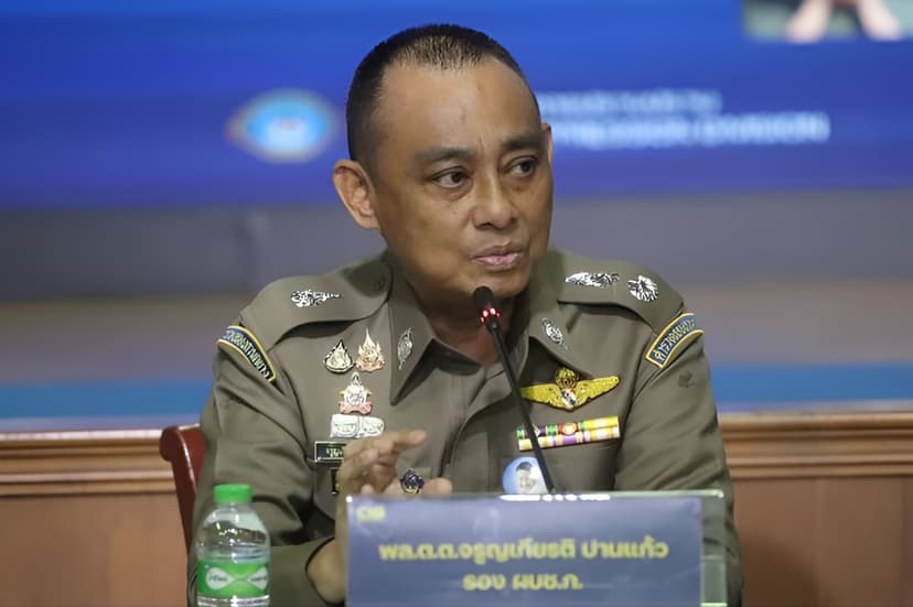 ช็อก! คลิปเสียงบิ๊กโจ๊ก ดิ้นไม่หลุดสินบนทอง — ภาพที่ 3