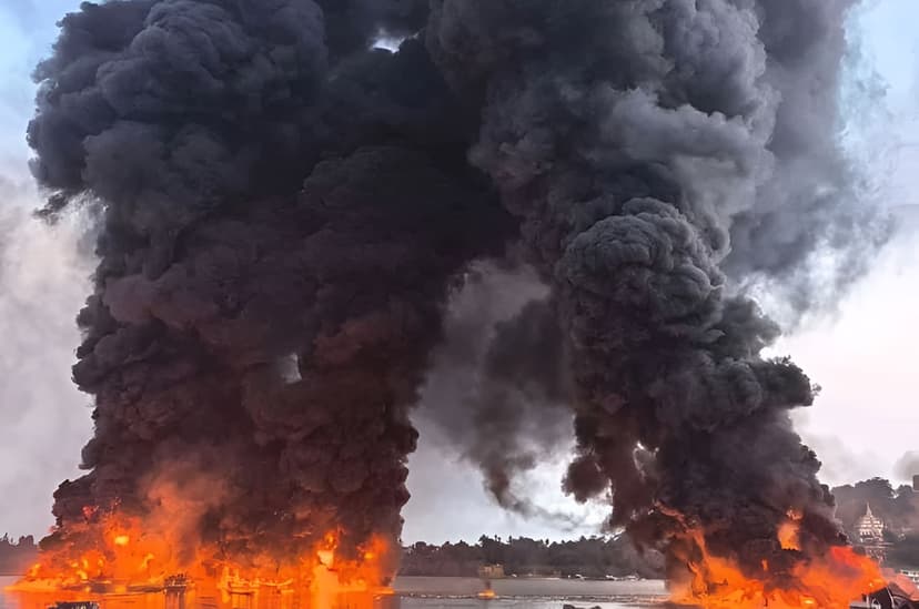 เคราะห์ซ้ำ! ไฟไหม้ท่าเรือน้ำมันเมียนมา วอด 20 ลำ ดับ 2 — ภาพที่ 4