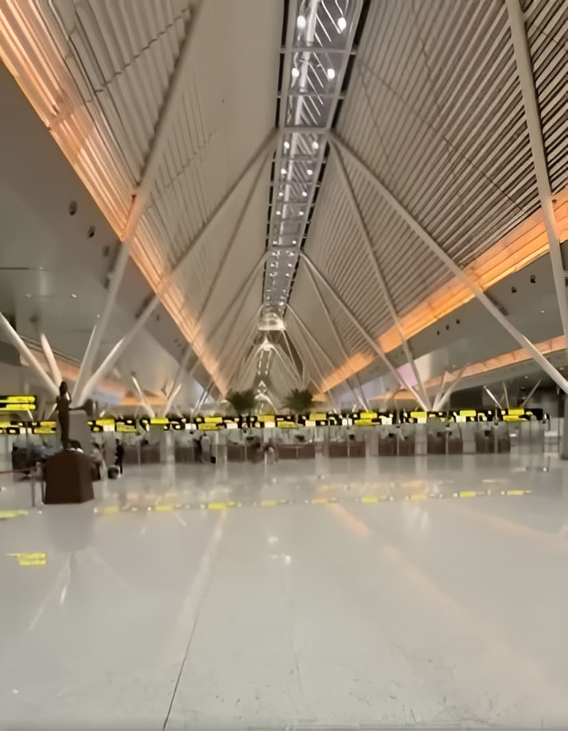 ขนลุก! สนามบินกัมพูชาร้างเหมือนป่าช้า จ่อผุดฐานทัพจีน? — ภาพที่ 4